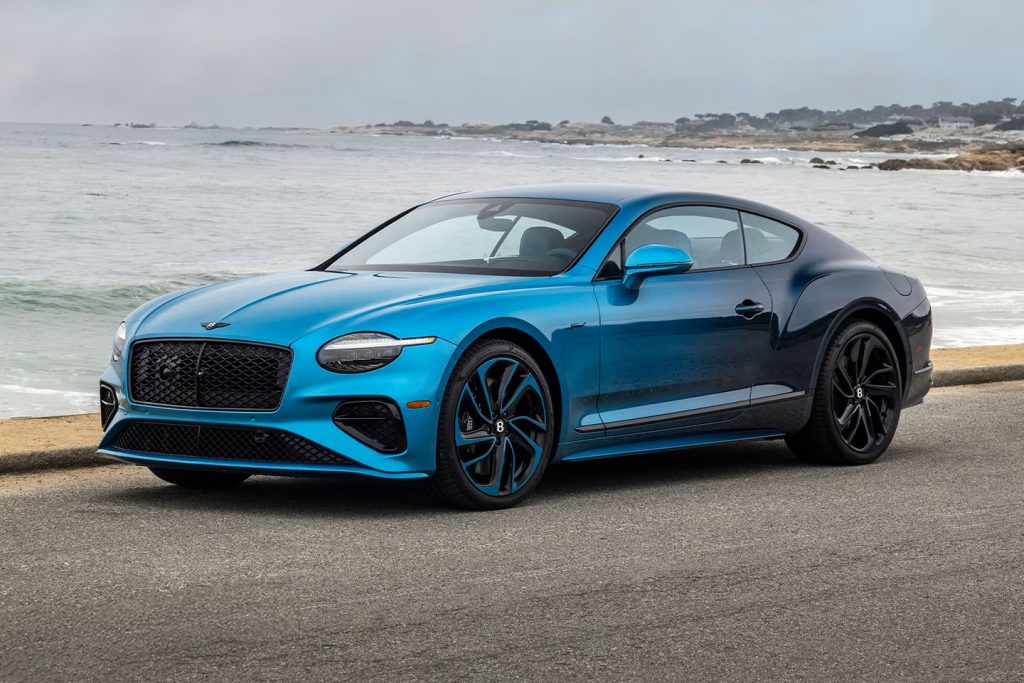 Bentley har laget sin mest prangende lakkering til dags dato – og den tar over 56 timer å male for hånd