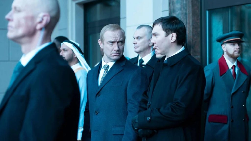 Jude Law forvandler seg til Putin – ny film dykker ned i maktens mørke maskineri