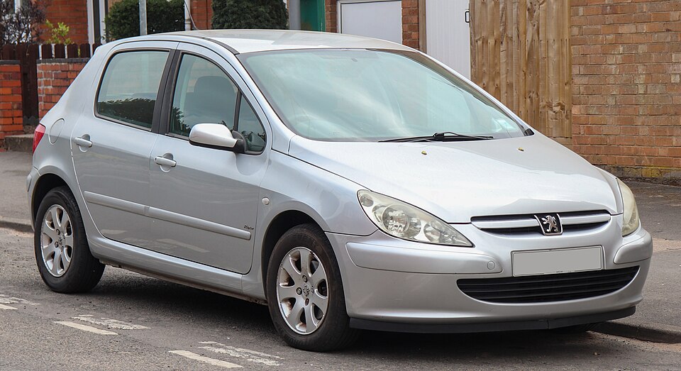 2002 Peugeot 307 Rapier 16V 1.6 Front