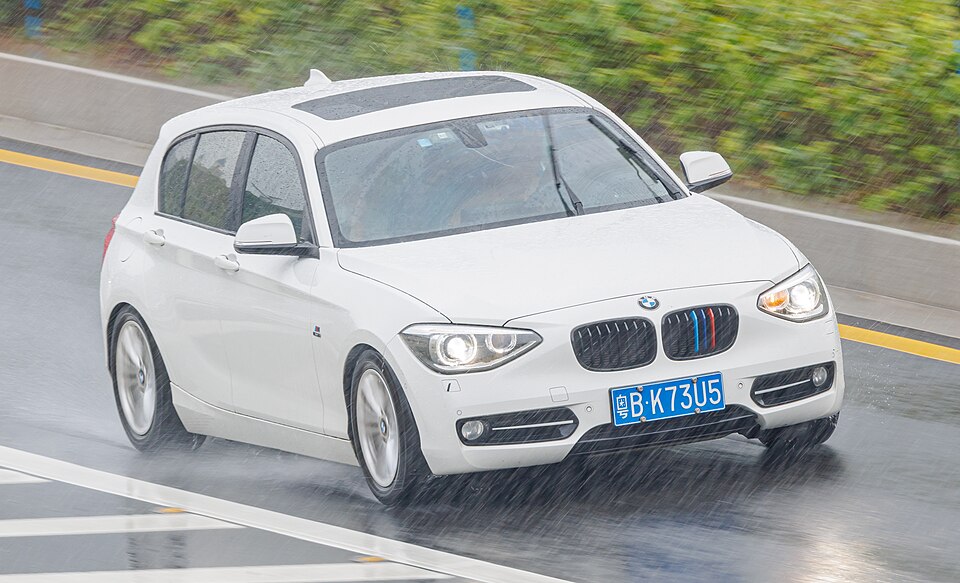 BMW 1 SERIES F20 China 6
